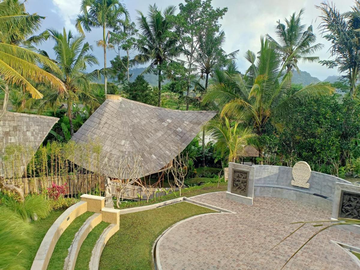 Jero Tumbuk Private Villa Selat Exterior photo