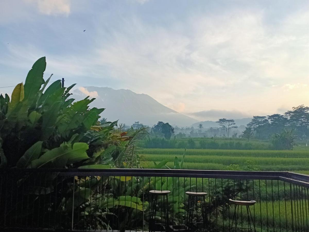 Jero Tumbuk Private Villa Selat Exterior photo