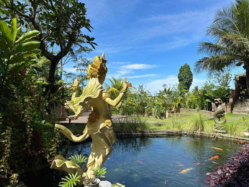 Jero Tumbuk Private Villa Selat Exterior photo